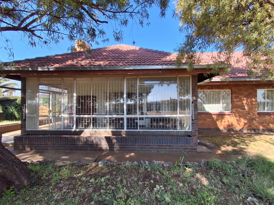 3 Bedroom Property for Sale in Stilfontein Ext 4 North West